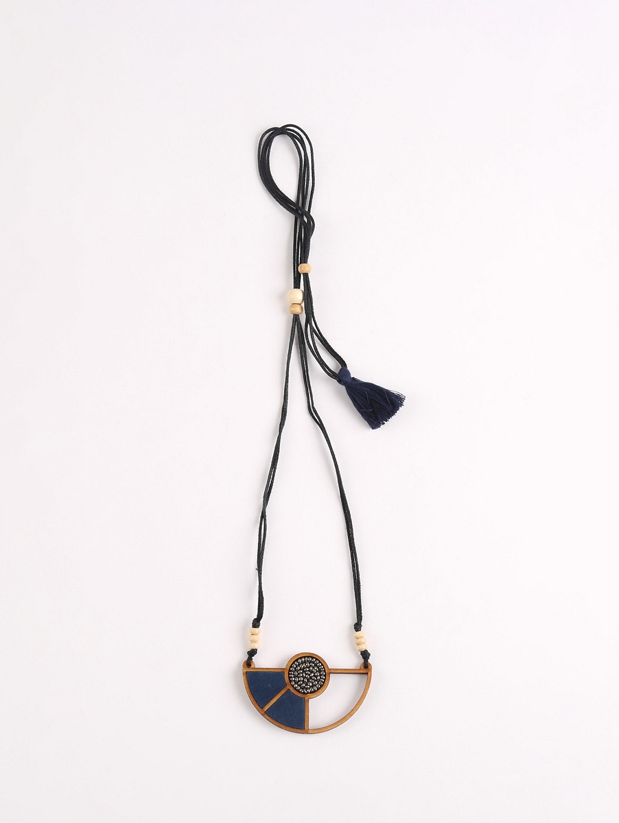 Repurposed-Fabric-Wood-Pendant