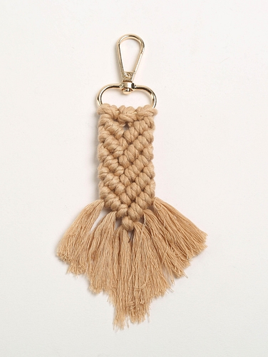 Macrame-Beige-Keychain-Metallic-Straw-Beige