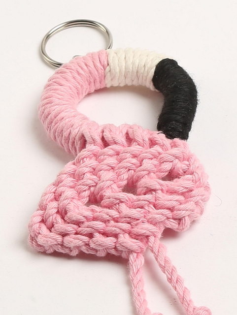 Macrame-Flamingo-Keychain