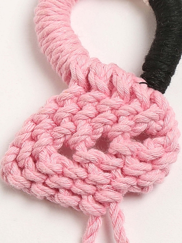 Macrame-Flamingo-Keychain