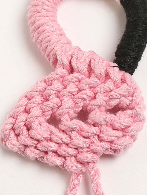 Macrame-Flamingo-Keychain