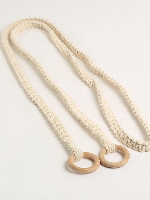 Macrame-Yoga-Mat-Holder
