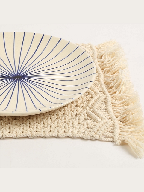Macrame-Place-mat