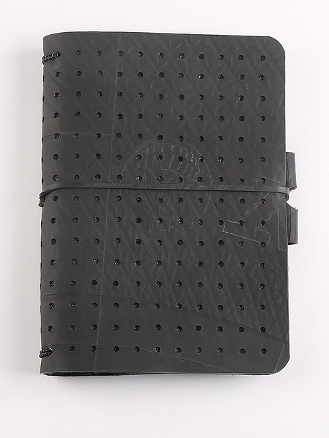 Reusable planner / travelogues- A5 Matte Black