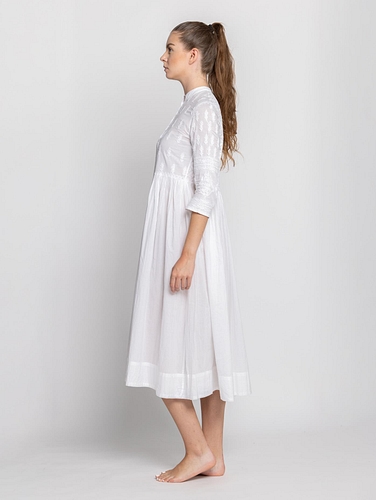 White-Chikankari-Cotton-Kurta