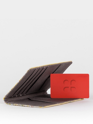 Upcycled-Plastic-Unisex-Passport-Cover
