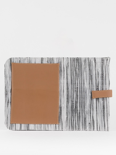 Upcycled-Plastic-Vegan-Leather-Laptop-Sleeve