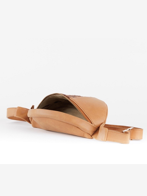 Tan-Brown-Leather-Fanny-Bag