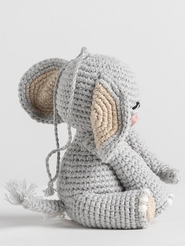 Baby-elephant-crochet-toy