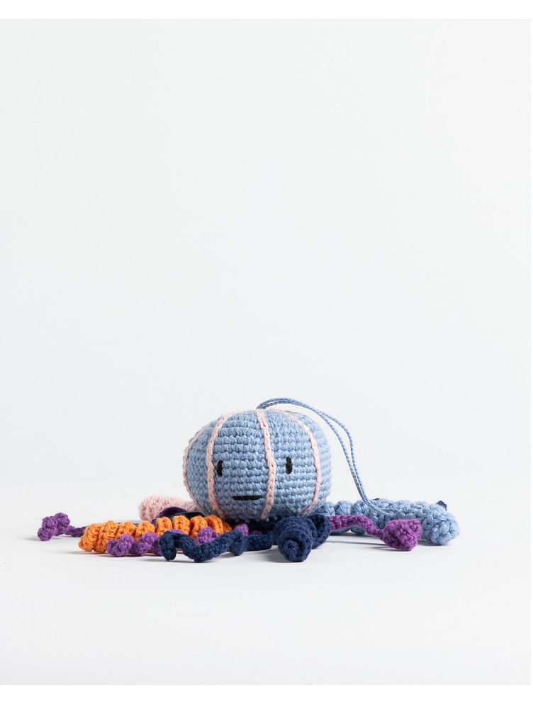 Small-Octopus-Crochet-Toy