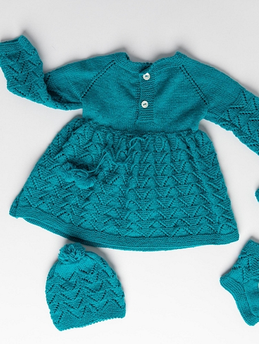 Children-s-dress,-hat-and-booty-set
