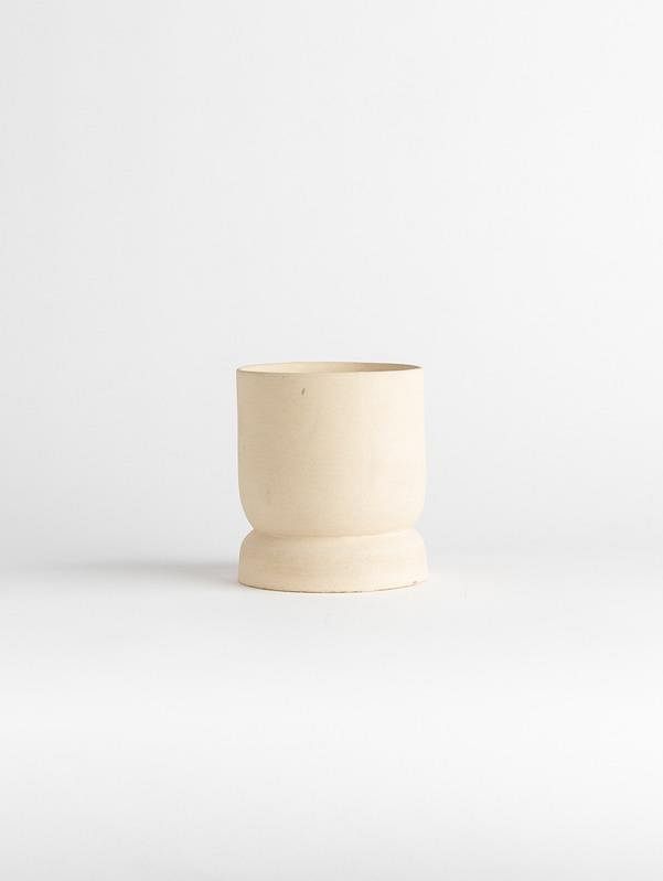 Ceramic-Vase-Curved-Cylinder