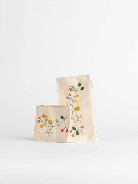 Small-Embroidered-Pouch