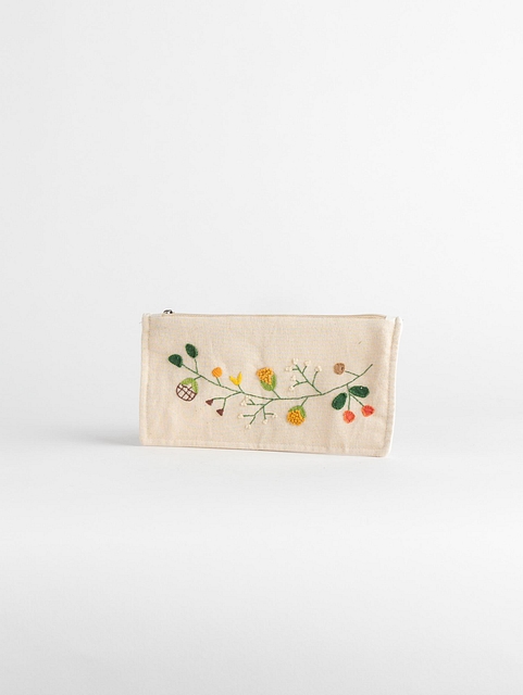Small-Embroidered-Pouch