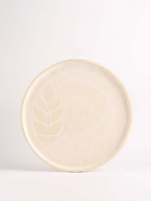 Stoneware Plate with Leaf Motif Metallic Cream