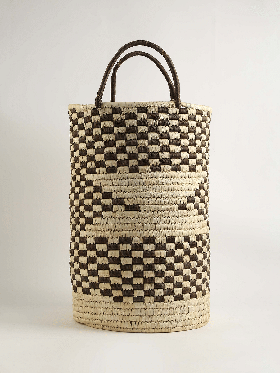 Sabai grass laundry basket with handles