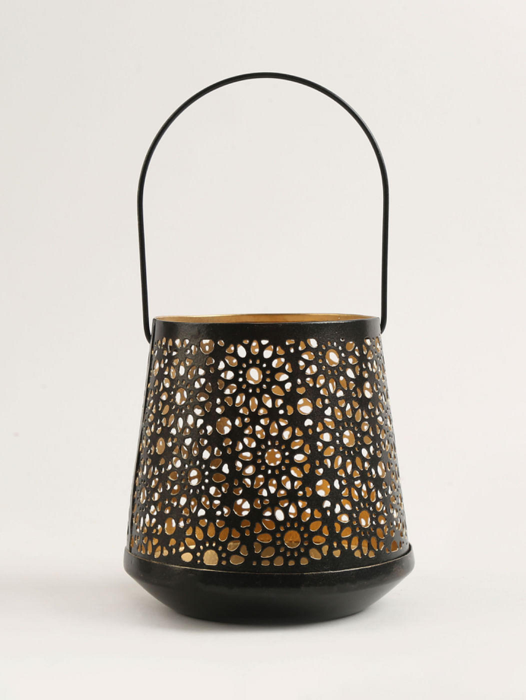 Cutwork metal lantern top